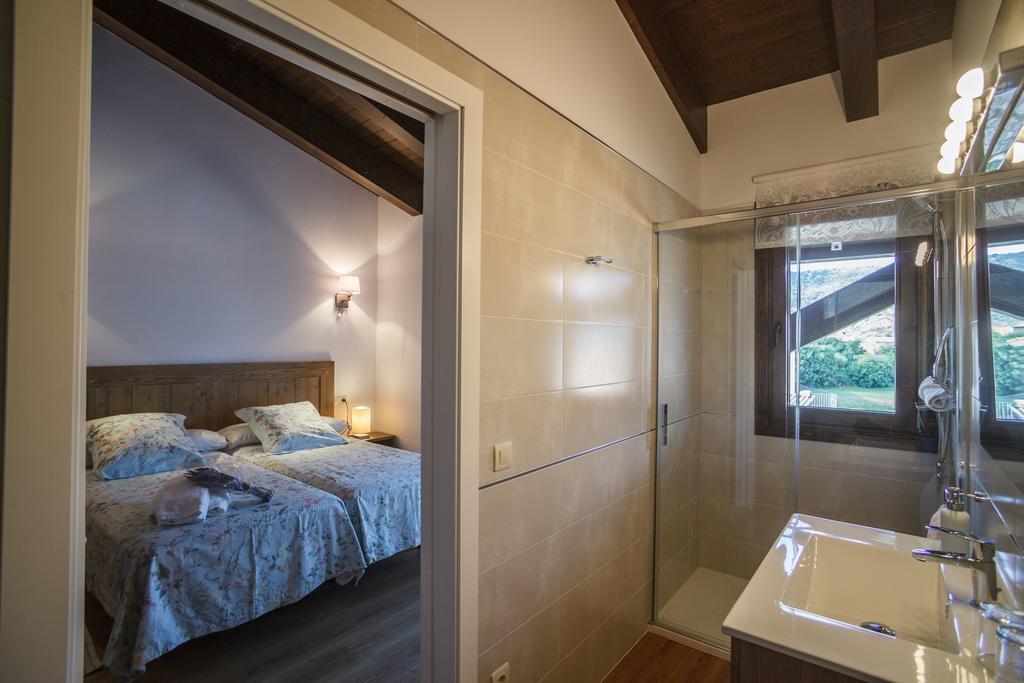 El Paller De Casa Parramon Peramea ภายนอก รูปภาพ